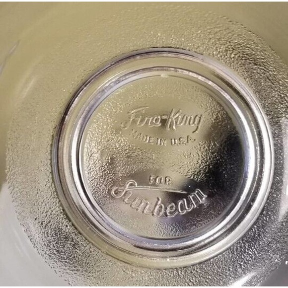 Vintage SUNBEAM DELUXE Mixmaster Mixer 12 Speed 1-7A Dough Hooks and Glass Bowls - Picture 11 of 12